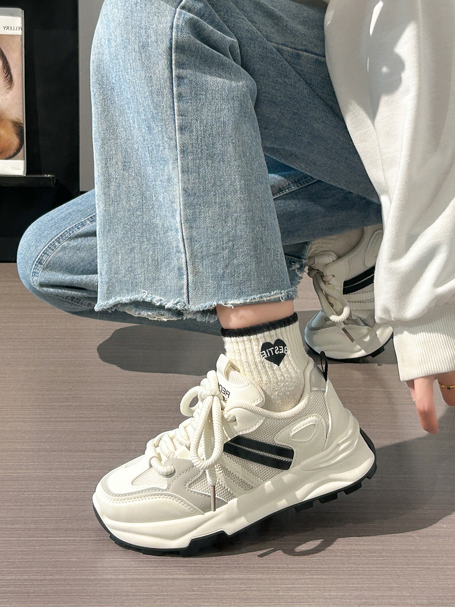 Unisex Retro Dad Shoes - Breathable Mesh Summer Sneakers for Couples - Versatile Soft-Soled White Footwear Unisex Retro Dad Shoes - Breathable Mesh Summer Sneakers for Couples - Versatile Soft-Soled White Footwear