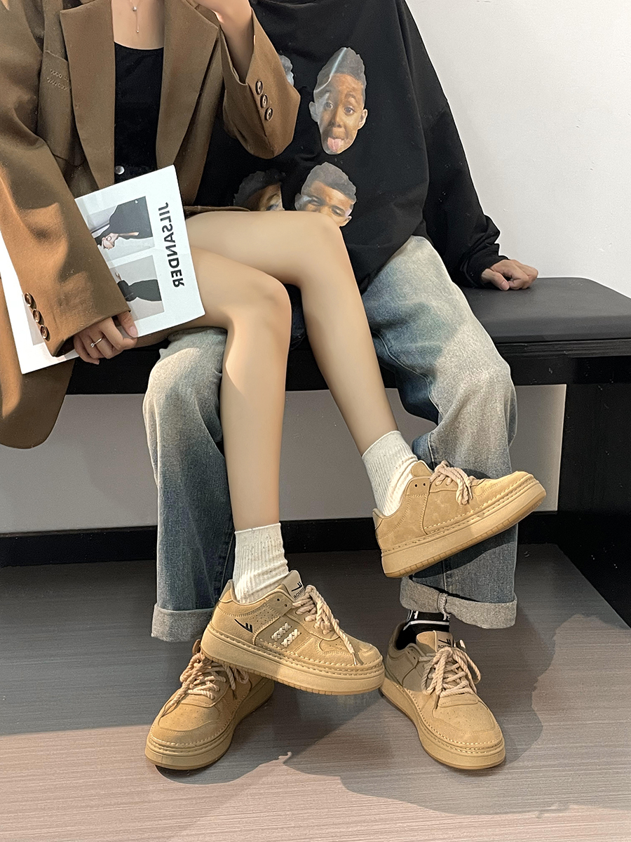 Unisex Retro Thick-Soled Sneakers - Breathable American Style Sports Shoes for Women - Versatile Spring and Autumn Footwear Unisex Retro Thick-Soled Sneakers - Breathable American Style Sports Shoes for Women - Versatile Spring and Autumn Footwear