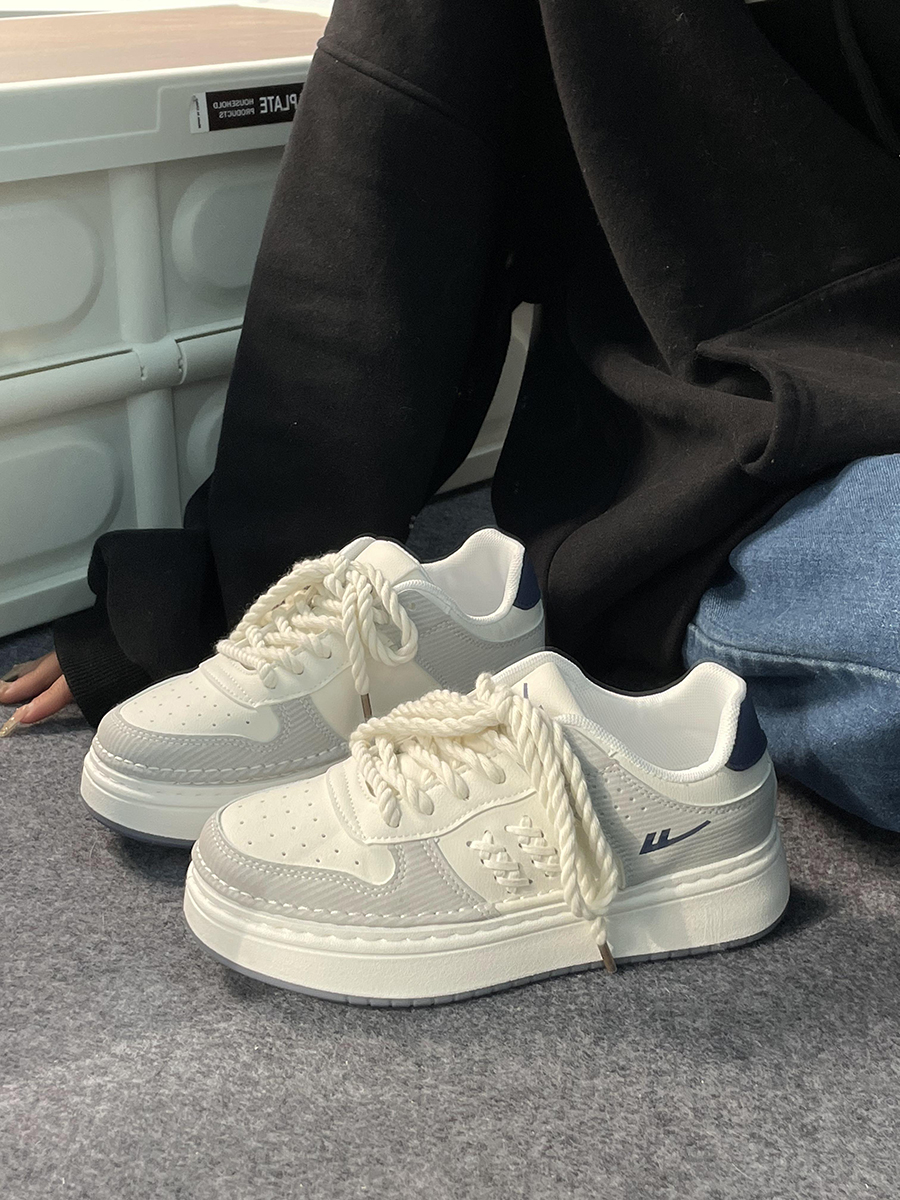 Unisex Retro Thick-Soled Sneakers - Breathable American Style Sports Shoes for Women - Versatile Spring and Autumn Footwear Unisex Retro Thick-Soled Sneakers - Breathable American Style Sports Shoes for Women - Versatile Spring and Autumn Footwear