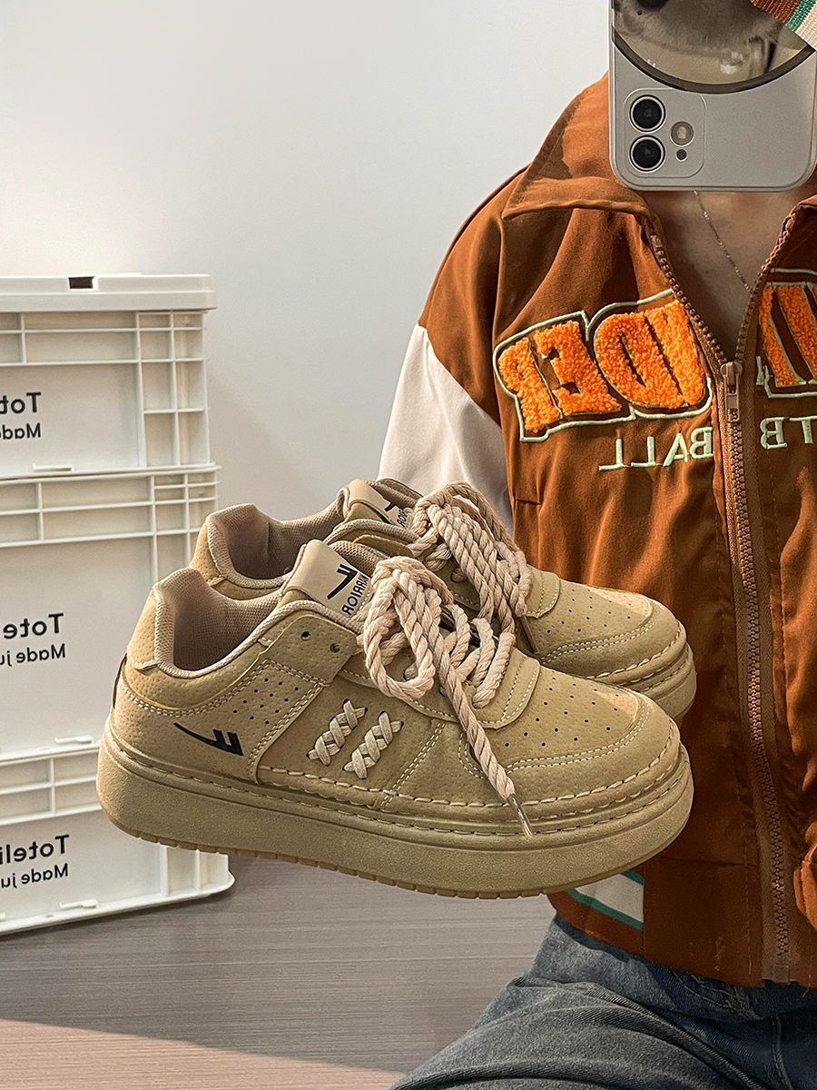 Unisex Retro Thick-Soled Sneakers - Breathable American Style Sports Shoes for Women - Versatile Spring and Autumn Footwear Unisex Retro Thick-Soled Sneakers - Breathable American Style Sports Shoes for Women - Versatile Spring and Autumn Footwear