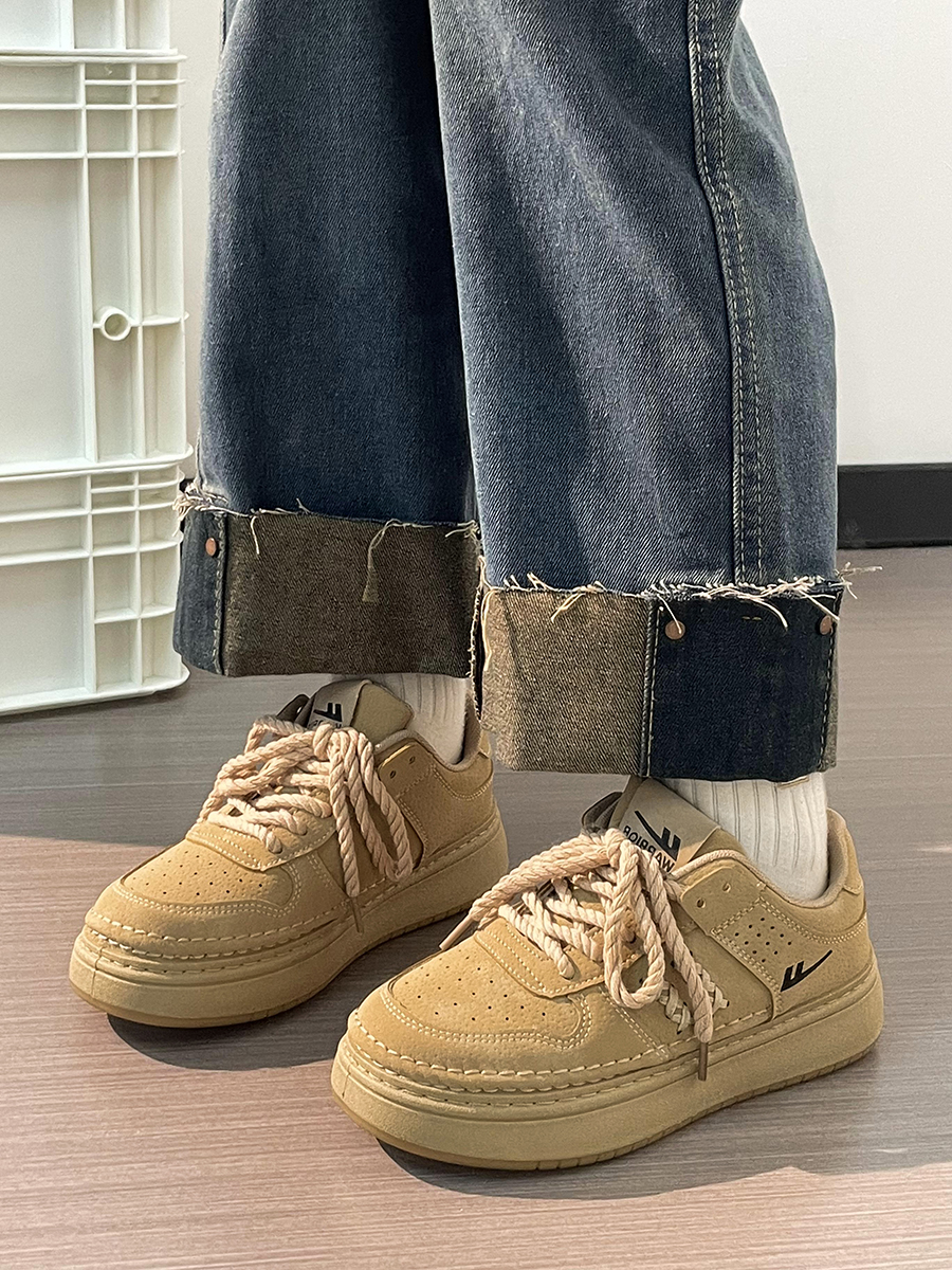 Unisex Retro Thick-Soled Sneakers - Breathable American Style Sports Shoes for Women - Versatile Spring and Autumn Footwear Unisex Retro Thick-Soled Sneakers - Breathable American Style Sports Shoes for Women - Versatile Spring and Autumn Footwear