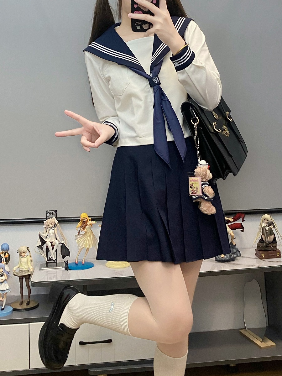 Unisex Sailor Suit Set - Authentic JK Uniform with Long & Short Sleeves, Basic White, Three-Volume Design for Middle School Style Unisex Sailor Suit Set - Authentic JK Uniform with Long & Short Sleeves, Basic White, Three-Volume Design for Middle School Style