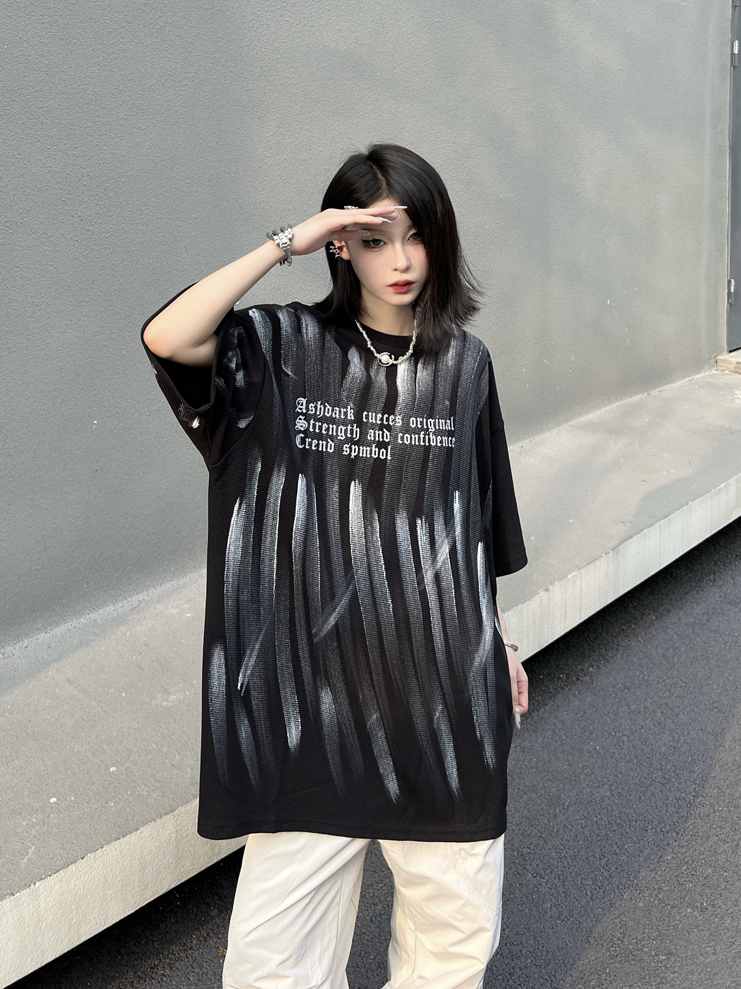 Unisex Street Graffiti Short Sleeve T-Shirt - Trendy Loose Fit Summer Tee for Couples, Urban Style, Niche Design Unisex Street Graffiti Short Sleeve T-Shirt - Trendy Loose Fit Summer Tee for Couples, Urban Style, Niche Design