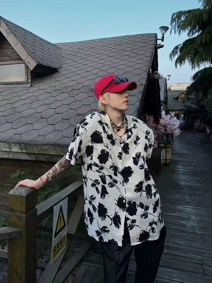 Unisex Summer Floral Cuban Collar Shirt - Retro Vintage Loose Fit Beachwear in Korean Style Unisex Summer Floral Cuban Collar Shirt - Retro Vintage Loose Fit Beachwear in Korean Style