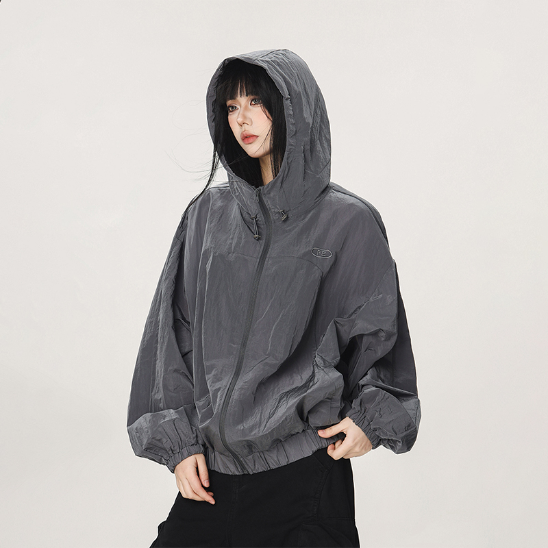 Unisex Thin Hooded Sun Protection Jacket - Trendy American Style for Summer Outdoor Activities Unisex Thin Hooded Sun Protection Jacket - Trendy American Style for Summer Outdoor Activities