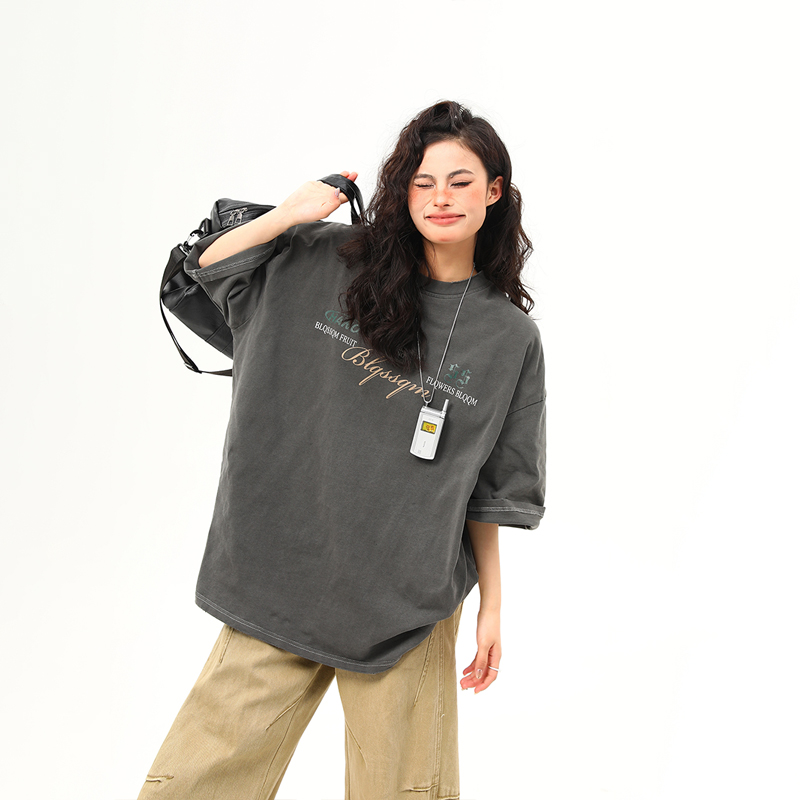 Unisex Vintage American Retro Washed Heavyweight Short-Sleeve T-Shirt, Loose Casual 90s Style Half-Sleeve Tee Unisex Vintage American Retro Washed Heavyweight Short-Sleeve T-Shirt, Loose Casual 90s Style Half-Sleeve Tee