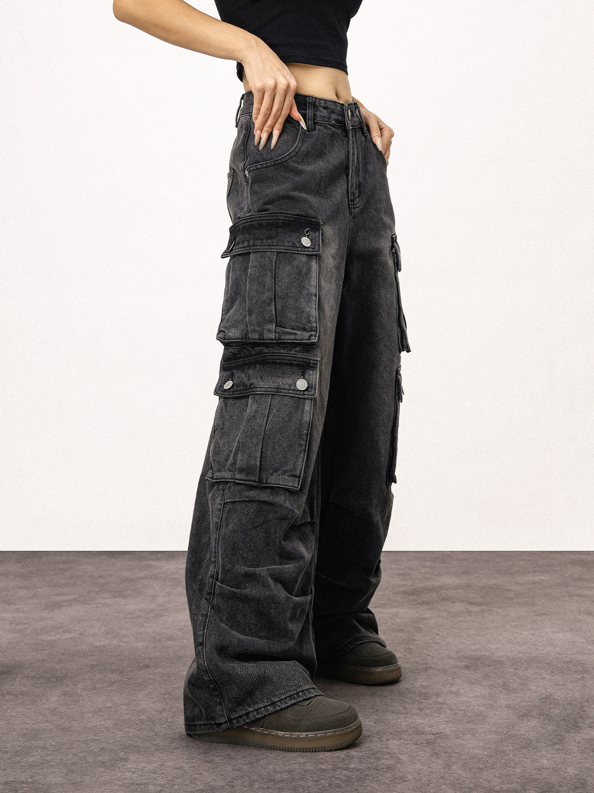 Unisex Vintage Washed Black Straight Leg Jeans - Casual American Style Work Pants for Everyday Wear Unisex Vintage Washed Black Straight Leg Jeans - Casual American Style Work Pants for Everyday Wear