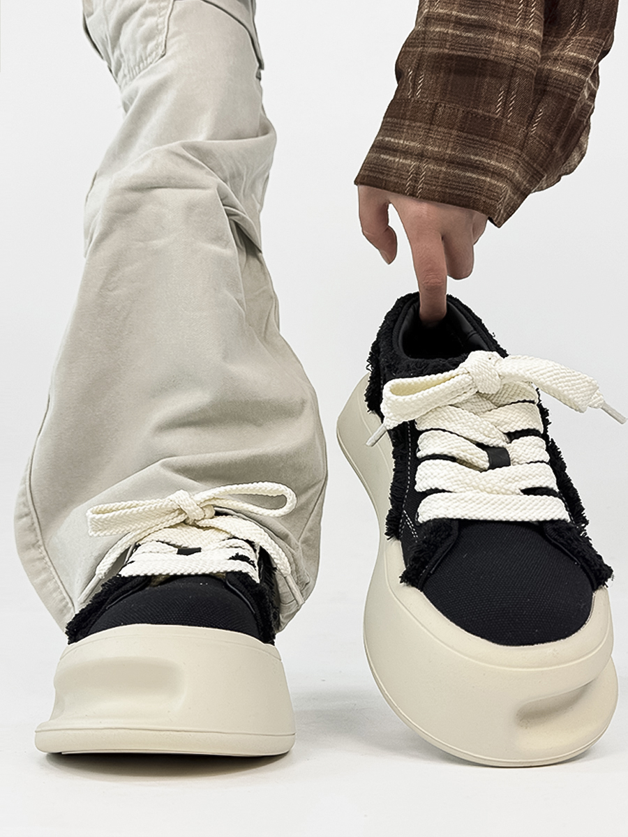 Unusual Horseshoe Canvas Shoes for Couples - Black and White Thick-Soled Sneakers, Cute Big Head Design, Trendy National Style Unusual Horseshoe Canvas Shoes for Couples - Black and White Thick-Soled Sneakers, Cute Big Head Design, Trendy National Style