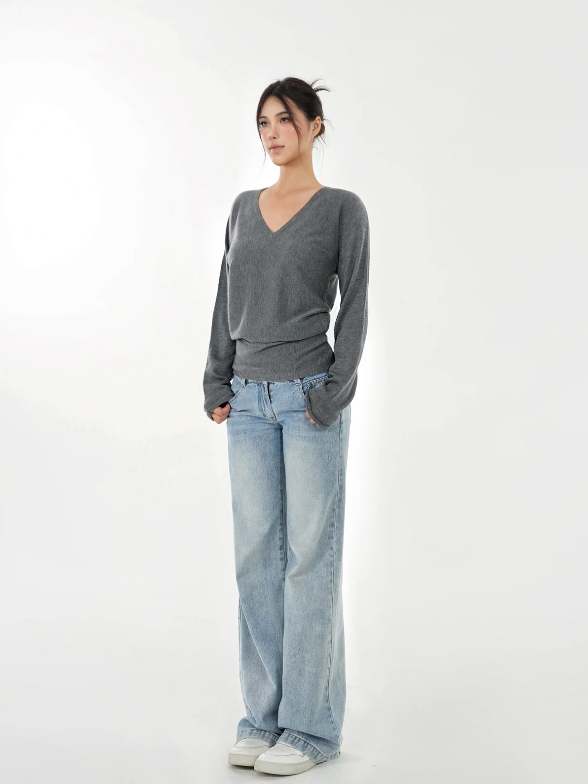 V-Neck Batwing Sleeve Knitted Wool Top - Cozy, Chic, Perfect for Layering, Fall Fashion Essential V-Neck Batwing Sleeve Knitted Wool Top - Cozy, Chic, Perfect for Layering, Fall Fashion Essential