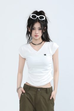 V-Neck Embroidered Fitted Short Sleeve T-Shirt for Women - American Style Spicy Girl Summer Top