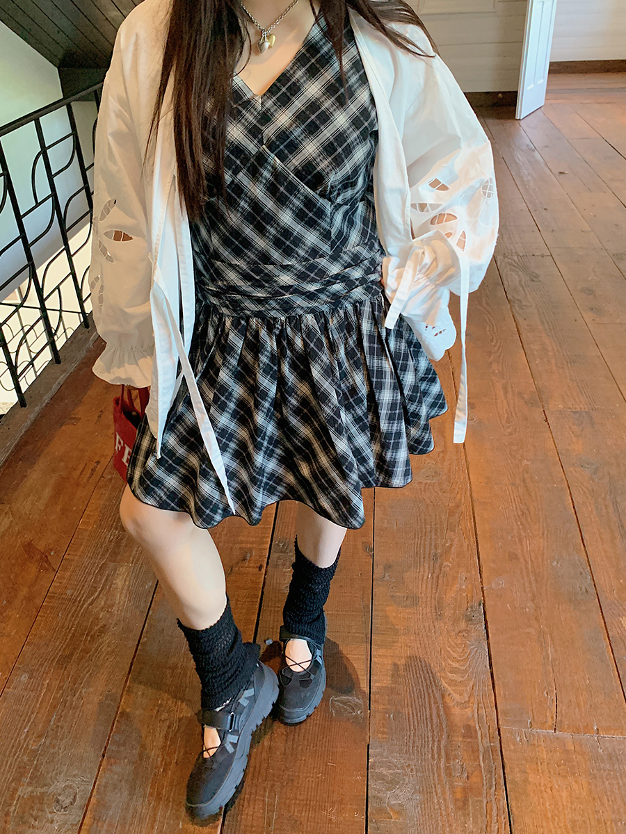 V-Neck Plaid Dress for Women, Sleeveless Summer 2025 Plus Size Short Skirt for Curvy Figures, Trendy Casual Style V-Neck Plaid Dress for Women, Sleeveless Summer 2025 Plus Size Short Skirt for Curvy Figures, Trendy Casual Style