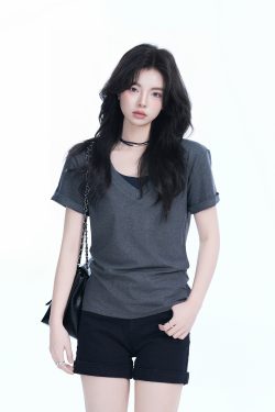 V-Neck Short Sleeve T-Shirt for Women - Solid Color Gray Minimalist Casual Top, Trendy Lazy Style Fashion Essential