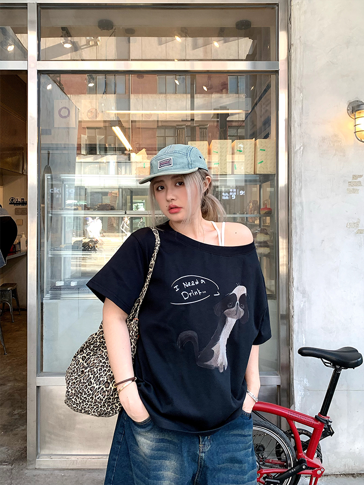 Versatile Black Short Sleeve T-Shirt with Dog Print for Women - Loose Slim Fit, Spring Fashion Essentials, Y2K Style Versatile Black Short Sleeve T-Shirt with Dog Print for Women - Loose Slim Fit, Spring Fashion Essentials, Y2K Style