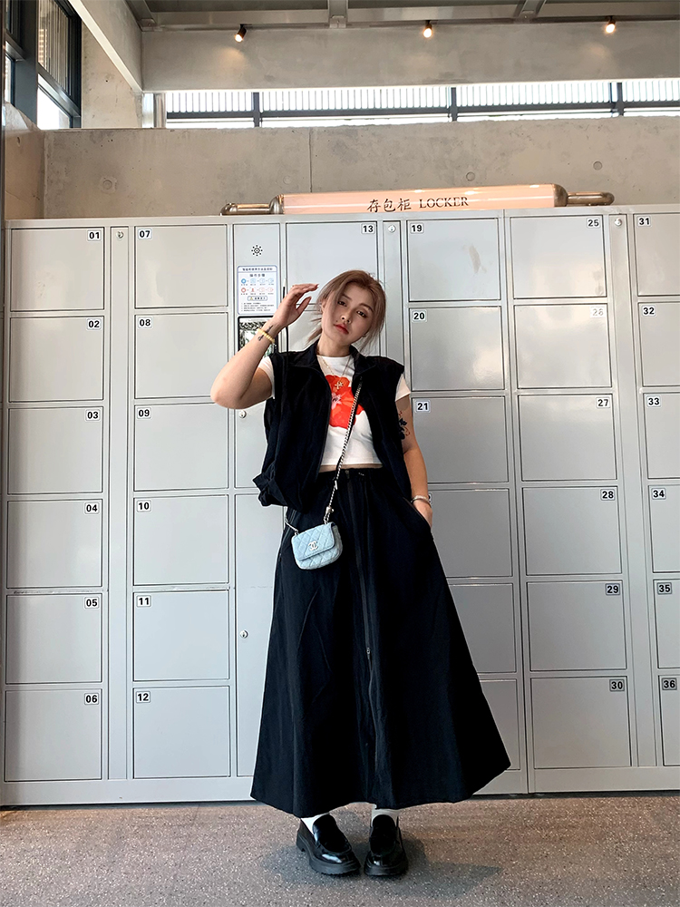 Versatile Plus Size Round Neck Sleeveless Vest Dress - Spring/Summer Loose Slim Long Dress for Effortless Style Versatile Plus Size Round Neck Sleeveless Vest Dress - Spring/Summer Loose Slim Long Dress for Effortless Style