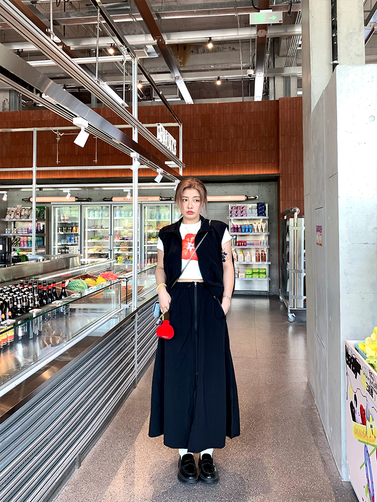 Versatile Plus Size Round Neck Sleeveless Vest Dress - Spring/Summer Loose Slim Long Dress for Effortless Style Versatile Plus Size Round Neck Sleeveless Vest Dress - Spring/Summer Loose Slim Long Dress for Effortless Style