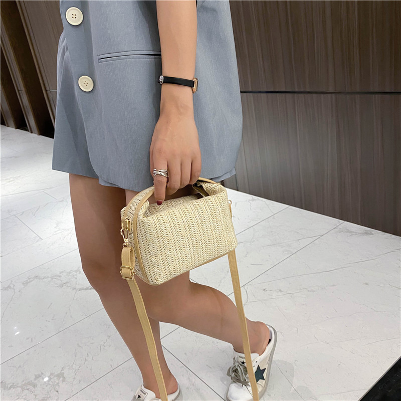 Versatile Straw Woven Small Square Bag for Women - Casual Handheld, Shoulder & Crossbody Style for Summer 2025 Versatile Straw Woven Small Square Bag for Women - Casual Handheld, Shoulder & Crossbody Style for Summer 2025