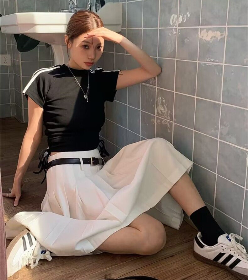 Versatile White High-Waisted Pleated A-Line Skirt for Women - Plus Size Mid-Length JK Style Over-the-Knee Half Skirt Versatile White High-Waisted Pleated A-Line Skirt for Women - Plus Size Mid-Length JK Style Over-the-Knee Half Skirt