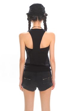 Versatile Women's Slim-Fit U-Neck Tank Top - Simple and Stylish Basic for Everyday Wear