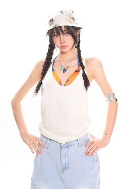 Versatile Women's Slim-Fit U-Neck Tank Top - Simple and Stylish Basic for Everyday Wear