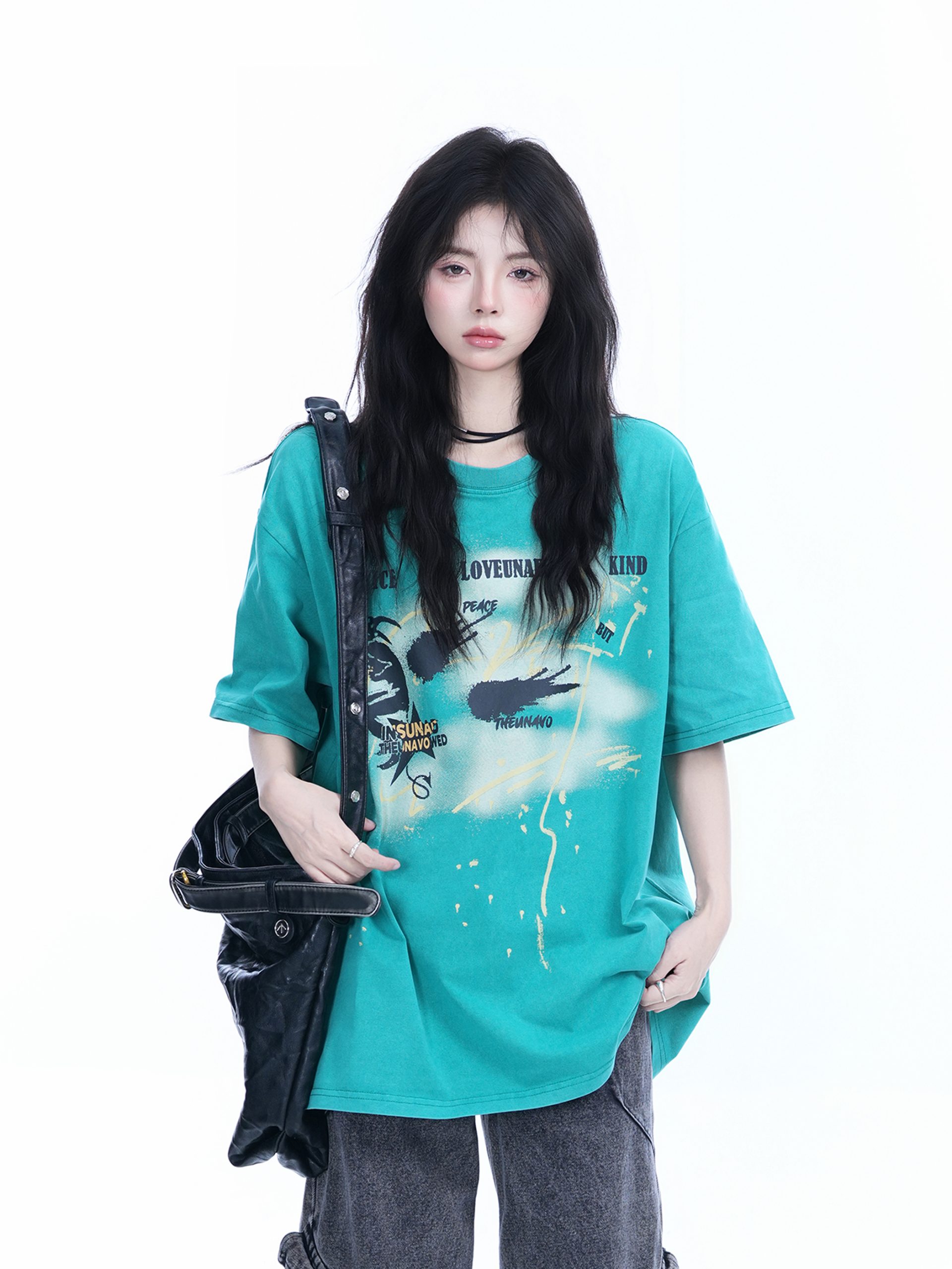 Vintage American-Style Oversized Short-Sleeve T-Shirt for Women - "Sit and Eat Until the Mountains Are Empty" - Trendy Loose Fit Vintage American-Style Oversized Short-Sleeve T-Shirt for Women - "Sit and Eat Until the Mountains Are Empty" - Trendy Loose Fit