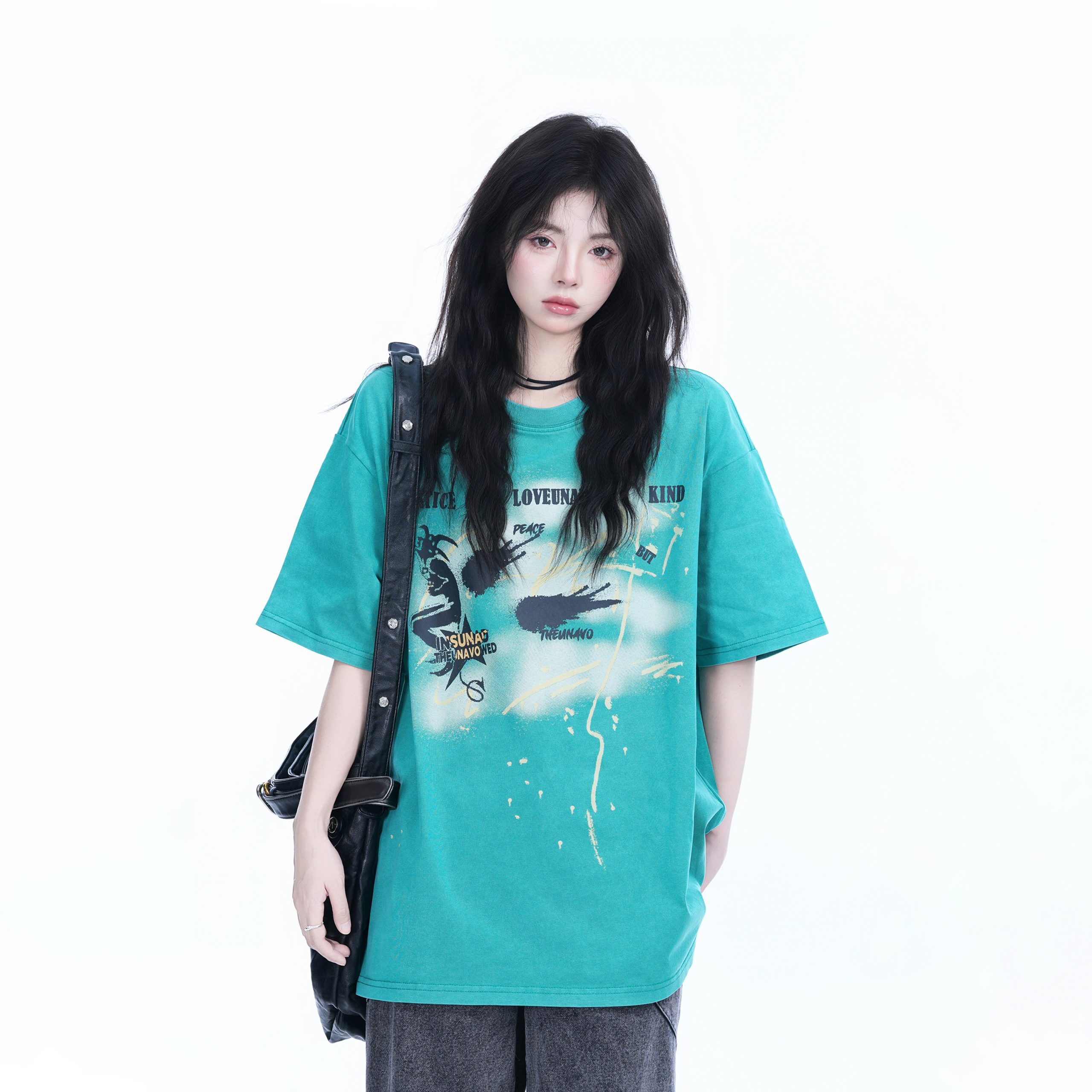 Vintage American-Style Oversized Short-Sleeve T-Shirt for Women - "Sit and Eat Until the Mountains Are Empty" - Trendy Loose Fit Vintage American-Style Oversized Short-Sleeve T-Shirt for Women - "Sit and Eat Until the Mountains Are Empty" - Trendy Loose Fit