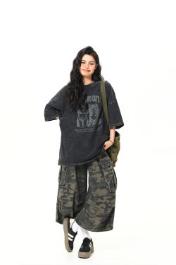 Vintage Black Cat Printed Short Sleeve T-Shirt for Women - Loose Wash-Distressed Summer Tee, Trendy 90s Couple Style