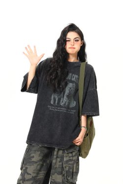 Vintage Black Cat Printed Short Sleeve T-Shirt for Women - Loose Wash-Distressed Summer Tee, Trendy 90s Couple Style