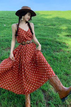 Vintage Bohemian Printed Long Skirt and Spaghetti Strap Backless Dress - Qinghai Northwest Red Floral Design for Women