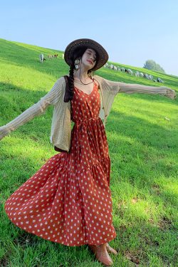 Vintage Bohemian Printed Long Skirt and Spaghetti Strap Backless Dress - Qinghai Northwest Red Floral Design for Women