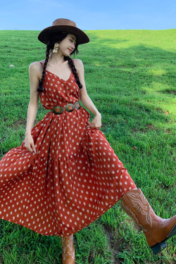 Vintage Bohemian Printed Long Skirt and Spaghetti Strap Backless Dress - Qinghai Northwest Red Floral Design for Women