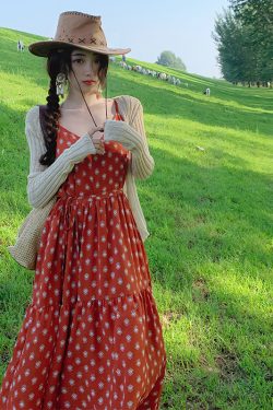 Vintage Bohemian Printed Long Skirt and Spaghetti Strap Backless Dress - Qinghai Northwest Red Floral Design for Women