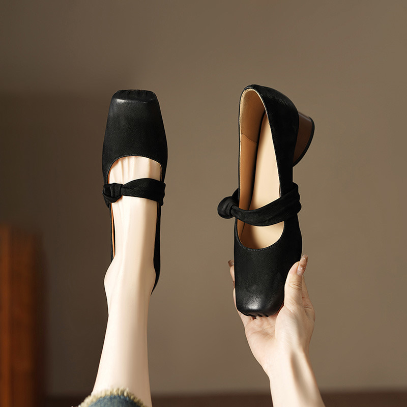 Vintage Brown Suede Chelsea Boots for Women - Round-Toe Genuine Leather Chunky Heels, Stylish Y2K Fashion Footwear Vintage Brown Suede Chelsea Boots for Women - Round-Toe Genuine Leather Chunky Heels, Stylish Y2K Fashion Footwear