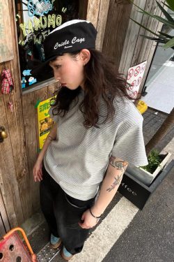 Vintage Color-Blocked Striped Shoulder T-Shirt for Women - Summer Slim-Fit Casual Top, 90s Inspired Short Sleeve