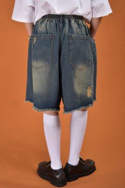 Vintage Distressed Wash Five-Point Shorts for Men - Trendy Summer Thin Straight Leg Jeans with Cat Scratch Hole Design
