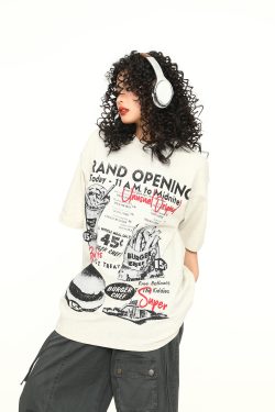 Vintage Floral Gray American Retro Short-Sleeve T-Shirt for Men and Women, Hand-Drawn Print, Y2K Style, Casual Fashion Tee