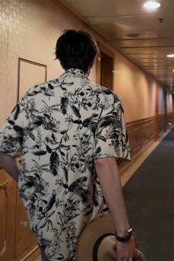 Vintage Floral Short-Sleeve Shirt for Men and Women, Loose Fit Chinese-Style Design with Retro Hong Kong Vibe, Perfect for Summer