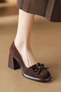 Vintage French Bow Round Toe Chunky Heel Slip-On Shoes - Italian Inspired Design for a Chic, Stylish Look