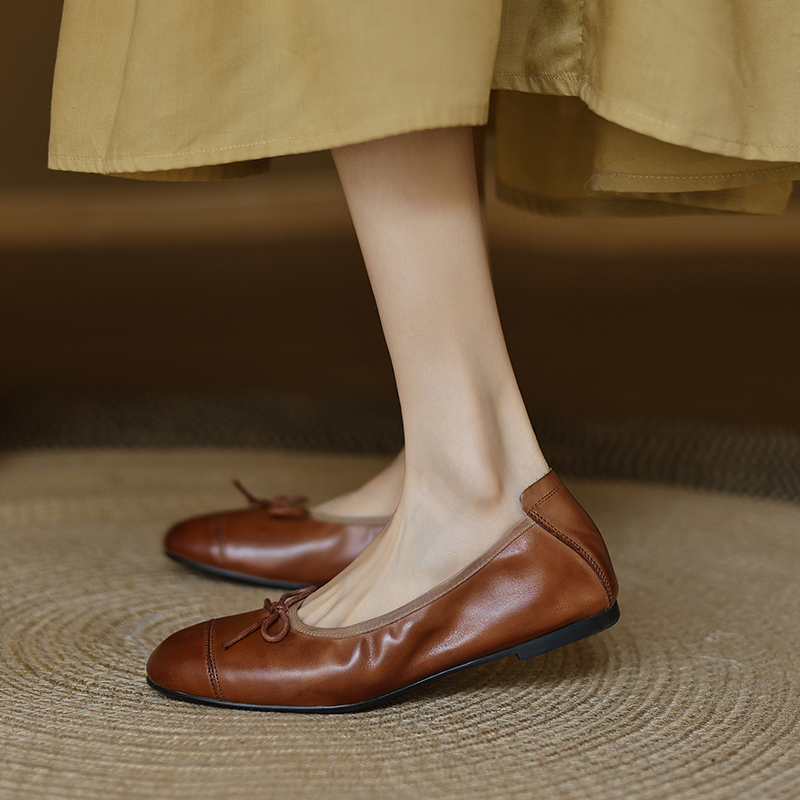 Vintage French Genuine Leather Bow Flat Ballet Shoes for Women - Soft Comfort Grandma Style for Spring and Summer Vintage French Genuine Leather Bow Flat Ballet Shoes for Women - Soft Comfort Grandma Style for Spring and Summer
