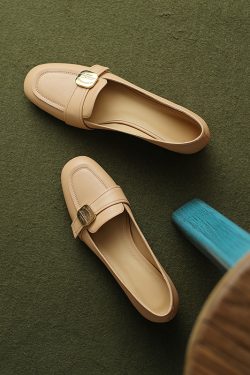 Vintage French Genuine Leather Chunky Heel Loafers for Women with Metal Buckle - Spring & Autumn Commuting Shoes