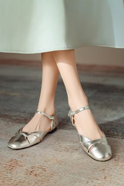 Vintage French Genuine Leather Hollow Flat Roman One-Strap Open-Toe Sandals for Women - Summer Chic Style