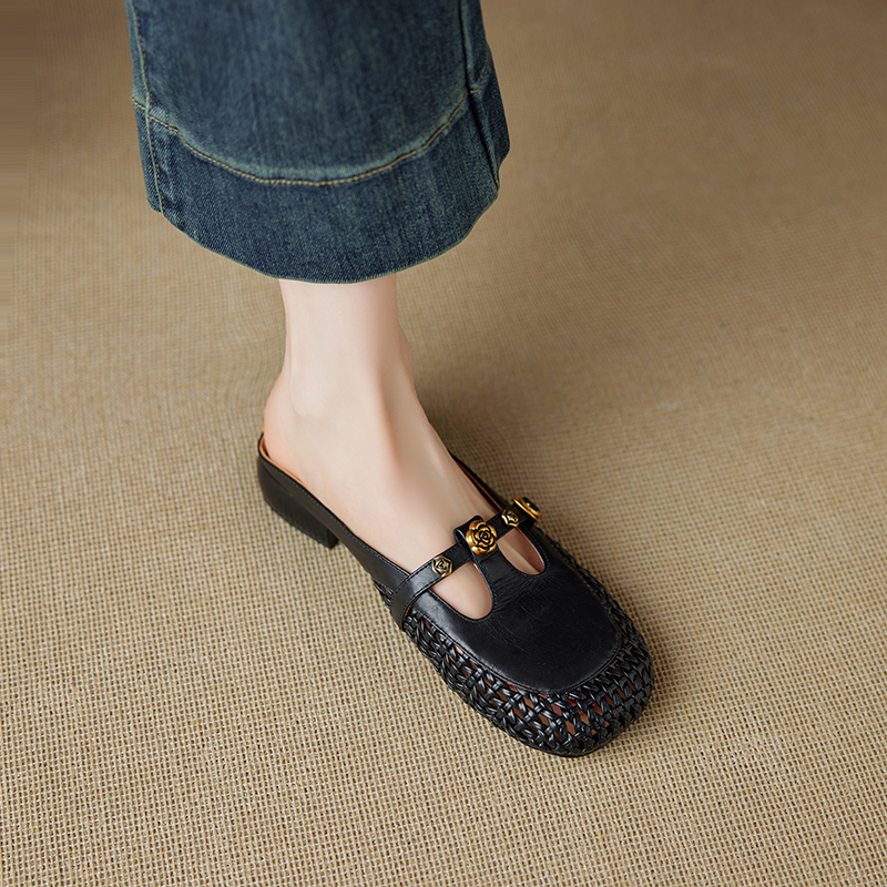 Vintage French Style Women's Genuine Leather Woven Camellia Mules - Mid-Heel Closed-Toe Slippers Vintage French Style Women's Genuine Leather Woven Camellia Mules - Mid-Heel Closed-Toe Slippers