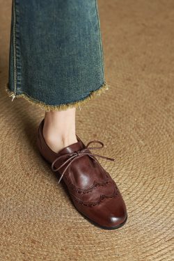 Vintage Genuine Leather Round-Toe Lace-Up Chunky Low Heel Shoes - Versatile Italian Style Footwear for Everyday Wear