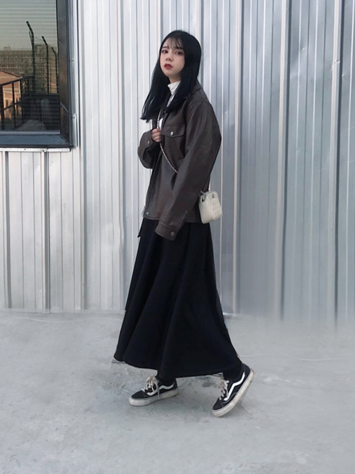 Vintage High-Waisted Black Flared Skirt for Women, Ankle-Length Slimming Design, Perfect for Spring and Summer 2025 Vintage High-Waisted Black Flared Skirt for Women, Ankle-Length Slimming Design, Perfect for Spring and Summer 2025