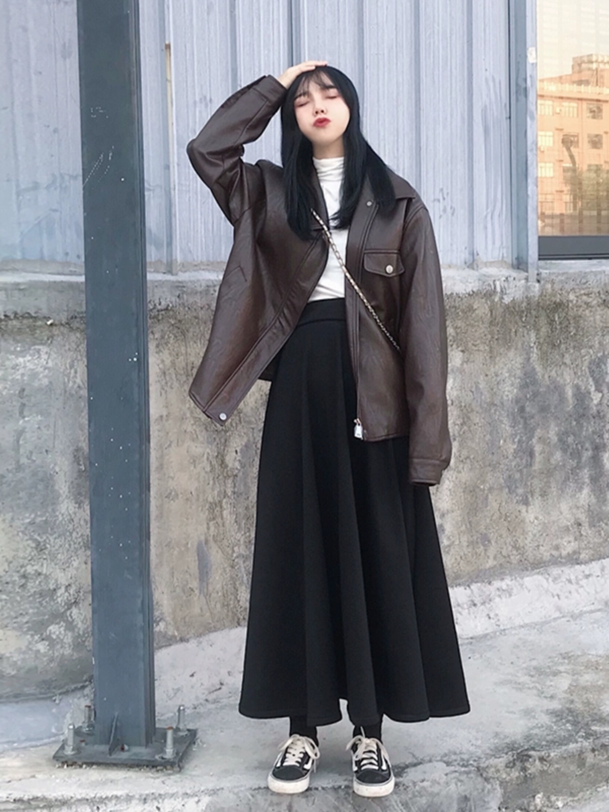 Vintage High-Waisted Black Flared Skirt for Women, Ankle-Length Slimming Design, Perfect for Spring and Summer 2025 Vintage High-Waisted Black Flared Skirt for Women, Ankle-Length Slimming Design, Perfect for Spring and Summer 2025