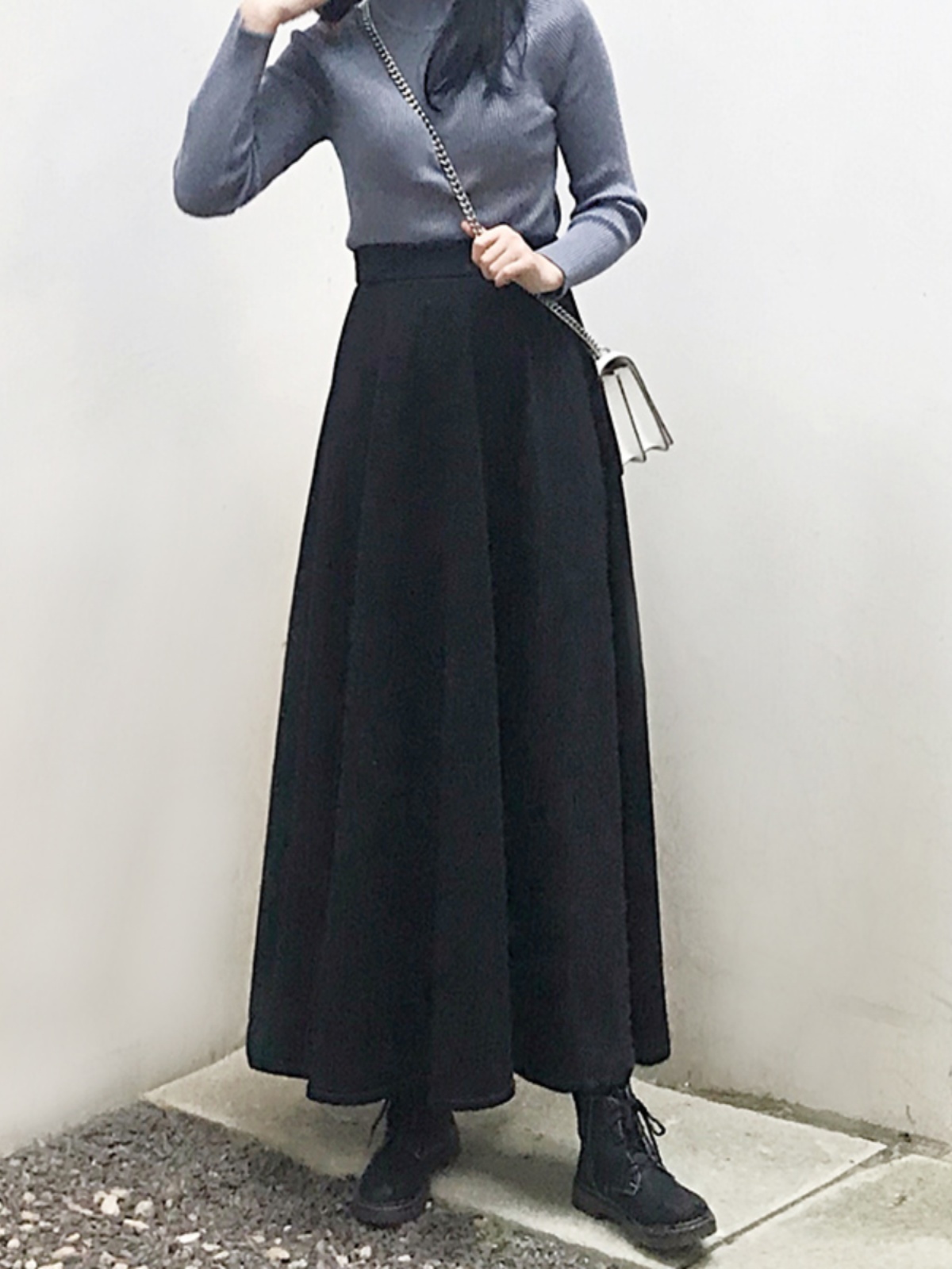 Vintage High-Waisted Black Flared Skirt for Women, Ankle-Length Slimming Design, Perfect for Spring and Summer 2025 Vintage High-Waisted Black Flared Skirt for Women, Ankle-Length Slimming Design, Perfect for Spring and Summer 2025