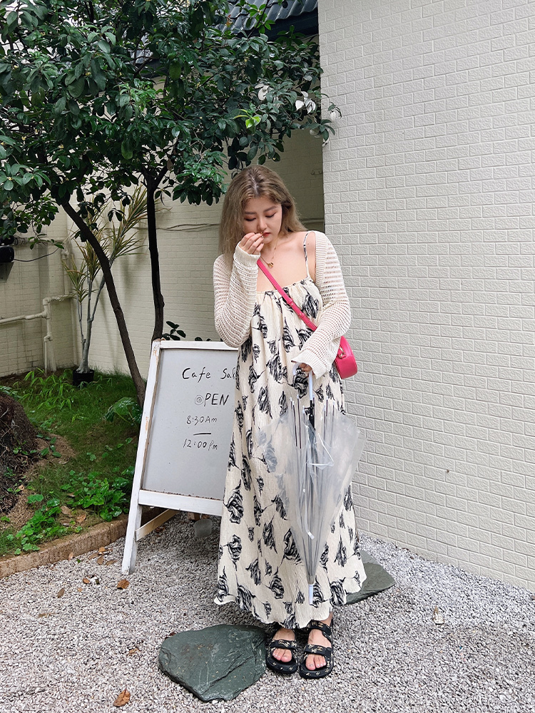 Vintage Ink Print Camisole Dress - High-Waisted Mid-Length Elegant Style - Gentle Temperament Fashion Vintage Ink Print Camisole Dress - High-Waisted Mid-Length Elegant Style - Gentle Temperament Fashion