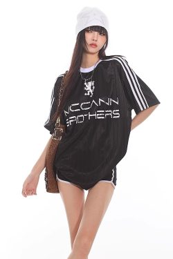 Vintage-Inspired American Sports Jersey - Retro Athletic Top for Casual Wear, 90s Style, Unisex Sports Fashion