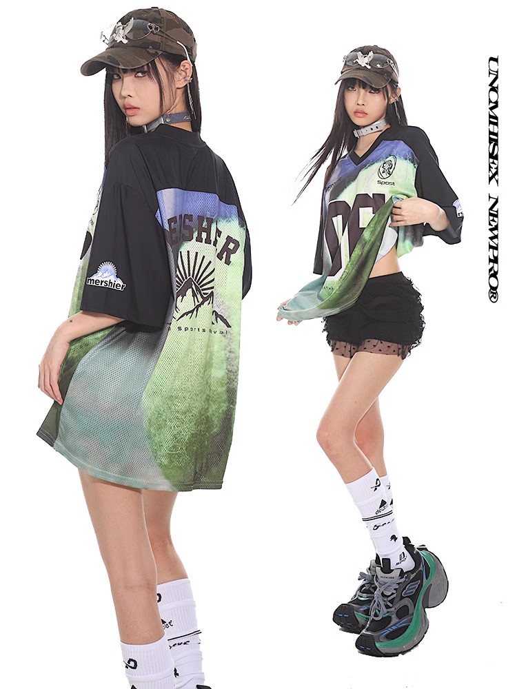 Vintage-Inspired American Sports Jersey - Retro Athletic Top for Casual Wear, 90s Style, Unisex Sports Fashion Vintage-Inspired American Sports Jersey - Retro Athletic Top for Casual Wear, 90s Style, Unisex Sports Fashion