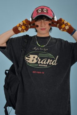 Vintage-Inspired Distressed Letter Print Short Sleeve T-Shirt for Women - Loose-Fit Summer Casual Top