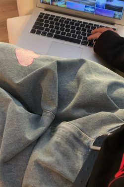 Vintage-Inspired Heartfelt Cowboy Five-Point Shorts - Chic Wide-Leg Elastic Pants in Washed Hong Kong Style for Couples